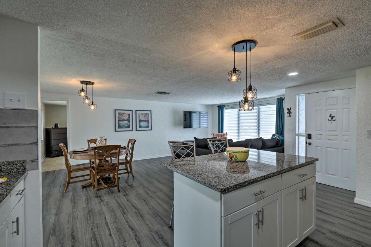 Charming Home With Patio, 7 Mi To Sunset Beach! Холидей Екстериор снимка